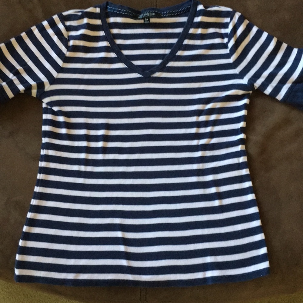 Jones of New York navy and purple shirt